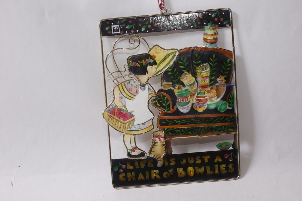 Mary Engelbreit Life is Chair of Bowlies 7" Wire Wall Plaque ~ 260917-WH 710